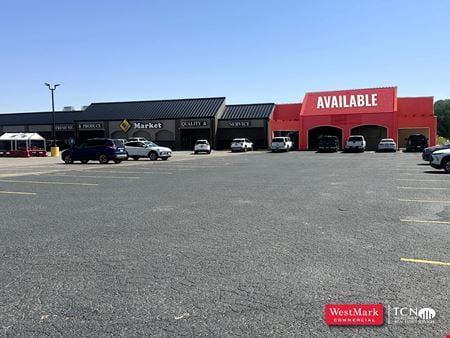Retail space for Rent at 1405 S Main St in Seminole
