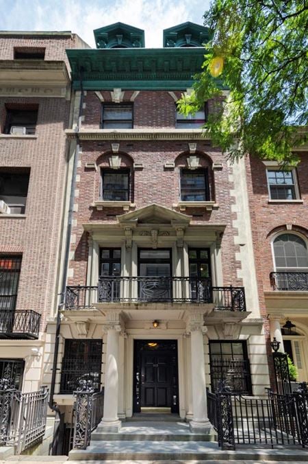 Office space for Sale at 115 East 69th Street in New York