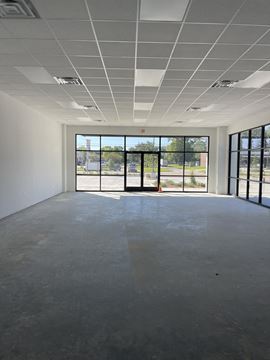 New Construction Shopping Center - 1 Suite Remaining! End-Cap