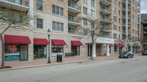Shops at Campbell Courte