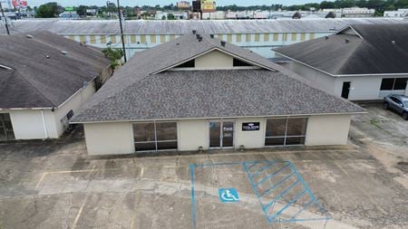 Office space for Sale at 9534 Delcourt Ave in Baton Rouge