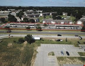Brentwood Plaza