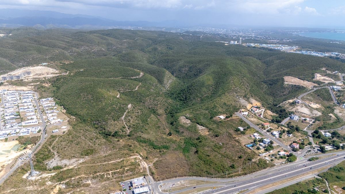 Dolores II, Peñuelas Vacant Industrial Land