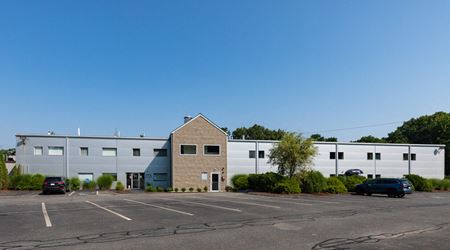 Commercial space for Rent at 4 Collins Ave in Plymouth