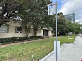 River Oaks Office Building for Lease - 2121 San Felipe St, Houston, TX 77019-5668