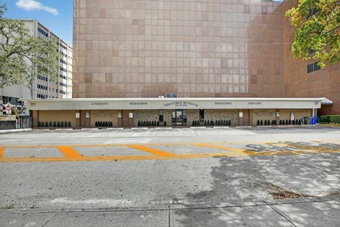 100 SE 6th Street