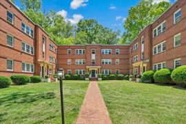2404 Longview Apartments