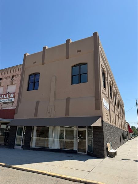 Retail space for Sale at 2 N. Main St. in Payette