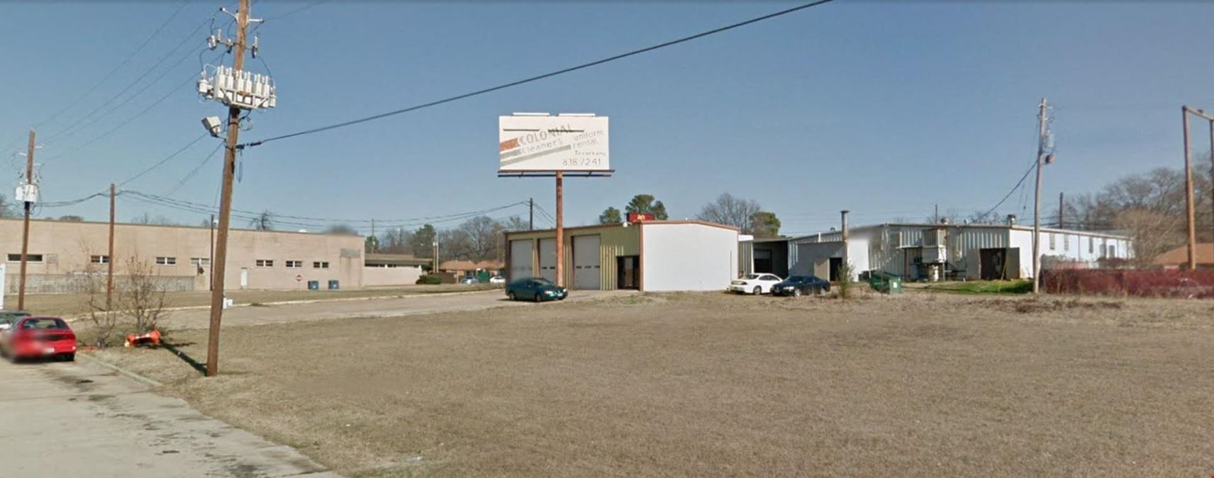 1,500 sqft warehouse/land on Alba St