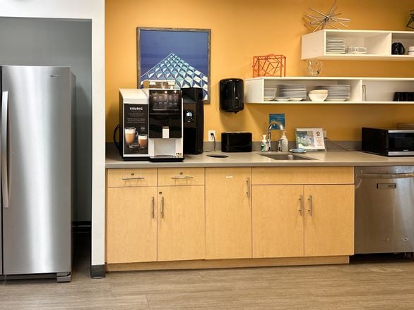 Regus - Parkway Place