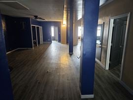 Loft Retail on Western Ave