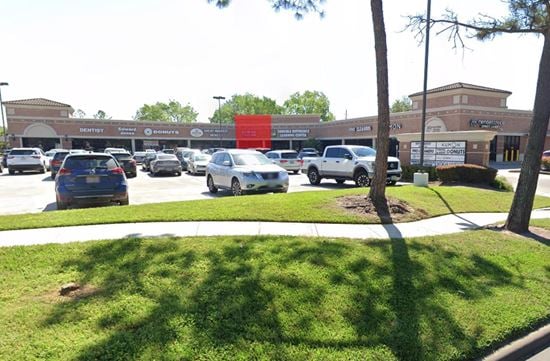 Greentrails Plaza