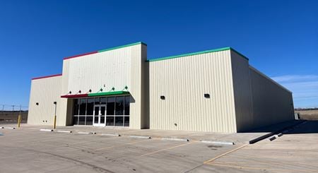 Retail space for Sale at 52 W. K-4 Hwy. in Hoisington