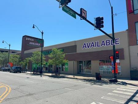Retail space for Rent at 627 W Roosevelt Road in Chicago