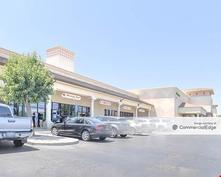 Retail space for Rent at 5201 West Goshen Avenue in Visalia