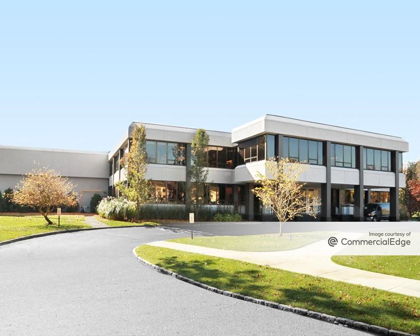 100 Business Park Drive, Armonk Industrial Space For Lease