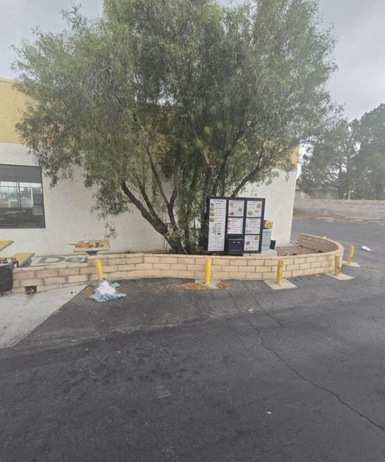 Drive-Thru Restaurant Building– For Sale | Las Vegas, NV- N Rancho Dr