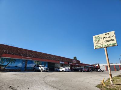 Troostwood Center