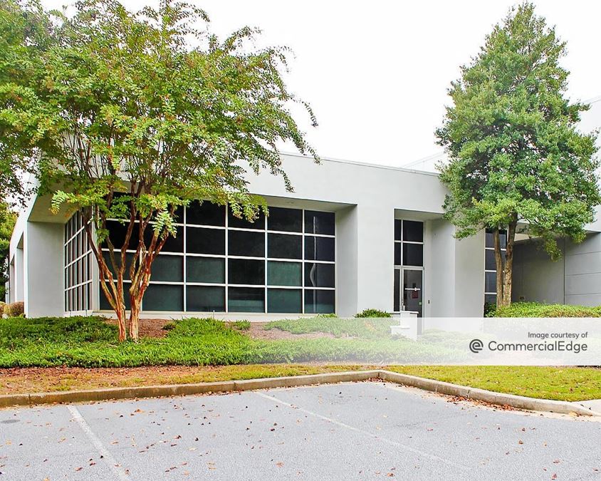 5099 North Royal Atlanta Drive