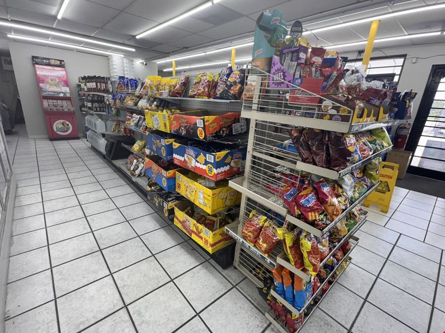 ST PETERSBURG GAS STATION FOR SALE