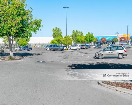 Retail space for Rent at 1205 South Main Street in Manteca