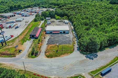 Photo of commercial space at 1153 Bucksnort Road in Jackson