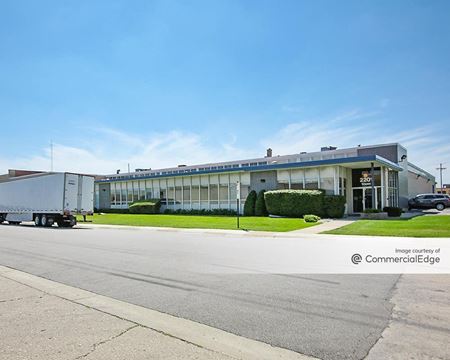Photo of commercial space at 2201 Touhy Avenue in Elk Grove Village