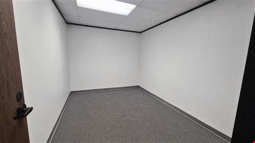 Workstyle Flexible Spaces - 2295 Parklake Drive