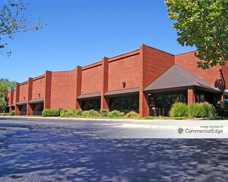 Industrial space for Rent at 200 Hembree Drive in Roswell