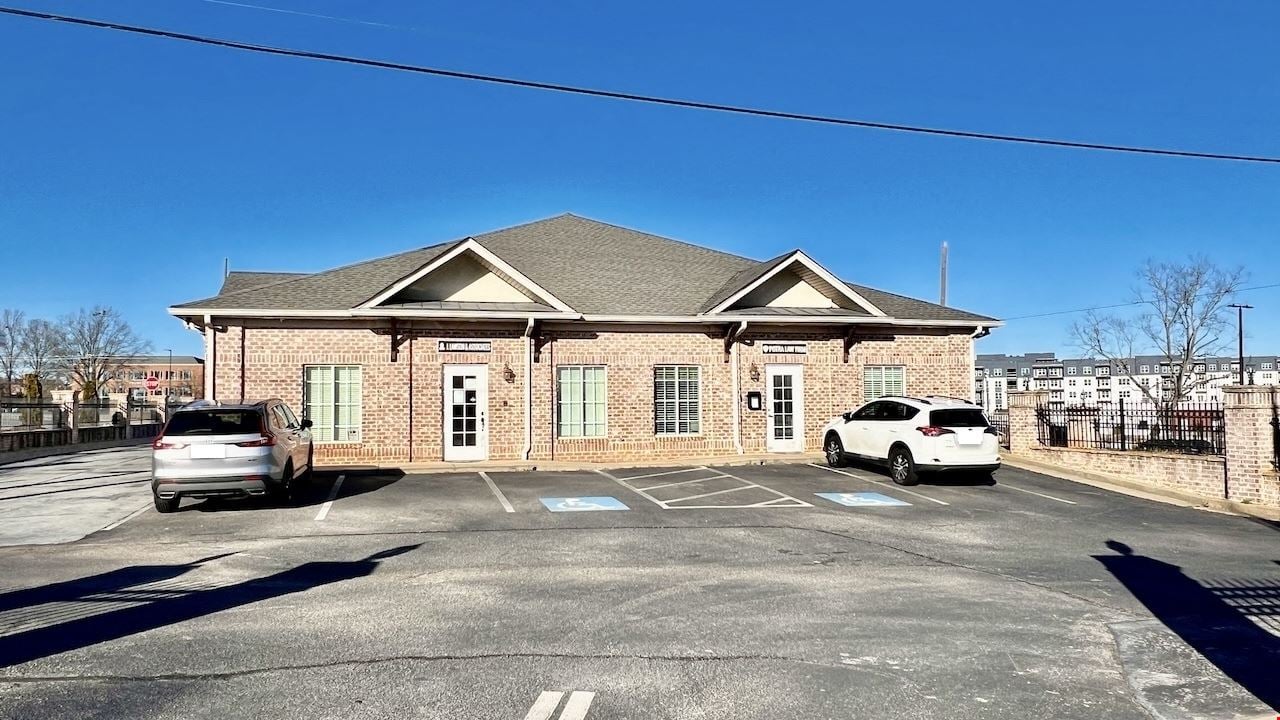 535 Queen City Pkwy