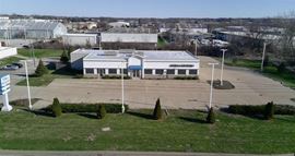 1613 W Pioneer Pkwy