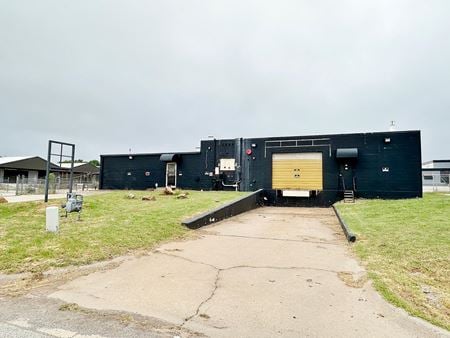 Industrial space for Sale at 5551 NW 5th Street in Oklahoma City