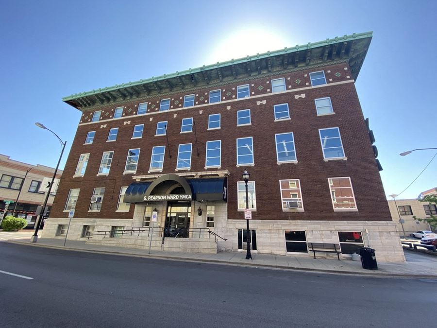 +/61,901 SF Retail/Office Space For Sale Or Lease In Downtown