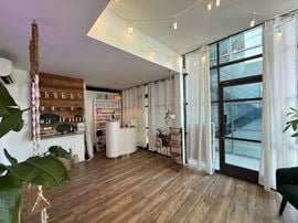 2218 Main St