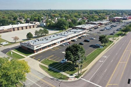 Retail space for Rent at 1300-1326 W. Lake Street in Roselle