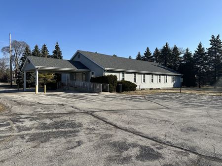 Photo of commercial space at 14485 Hampton Rd in Brookfield