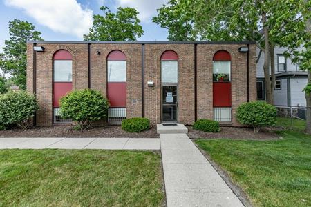 Commercial space for Rent at 820 N Capitol in Lansing