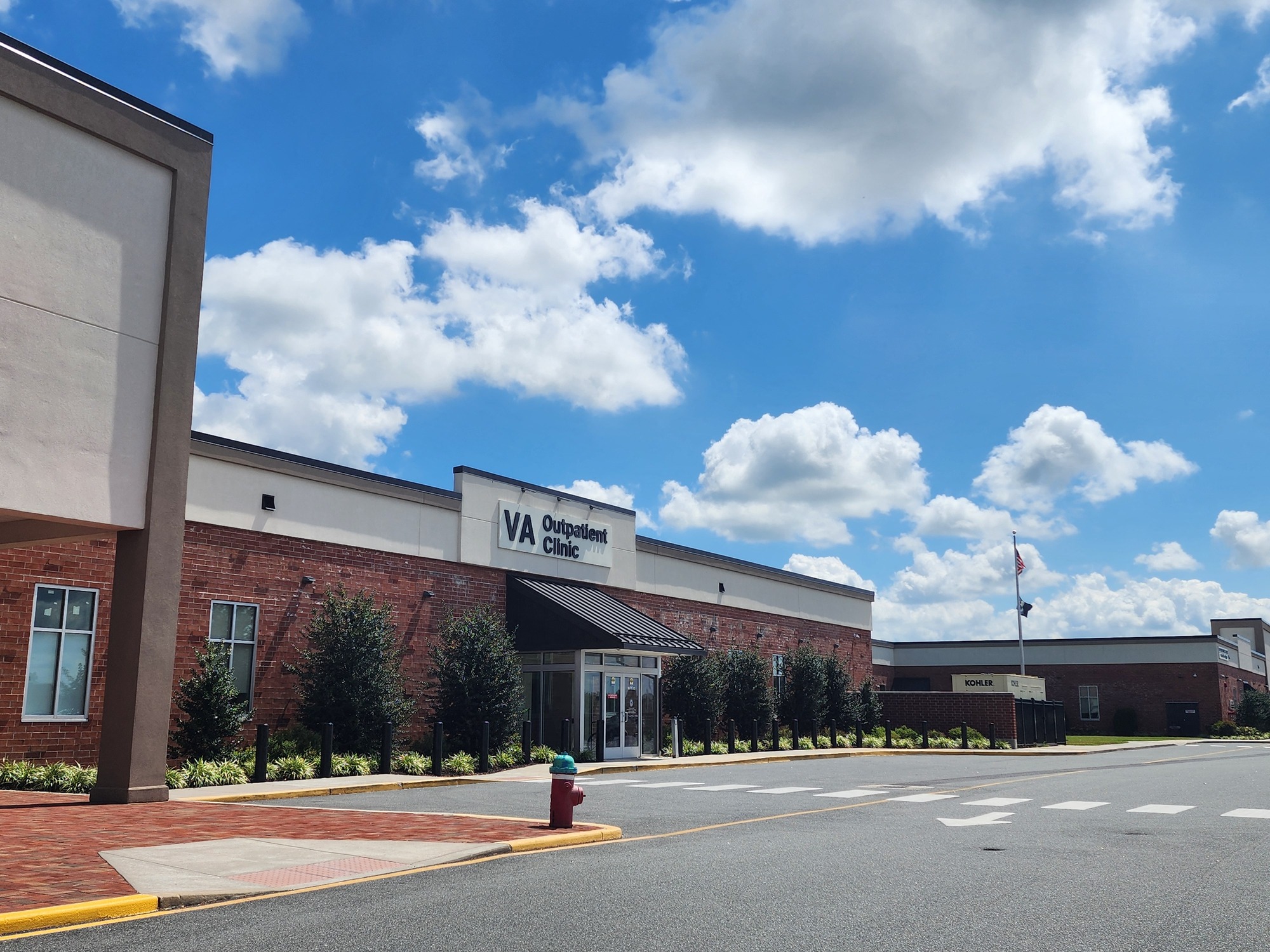 655 S Bay Rd, Dover, DE 19901 | CommercialCafe.com