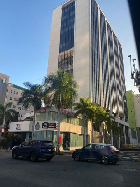 Commercial space for Rent at 221 Juan Ponce de Le&#243;n Ave. in San Juan