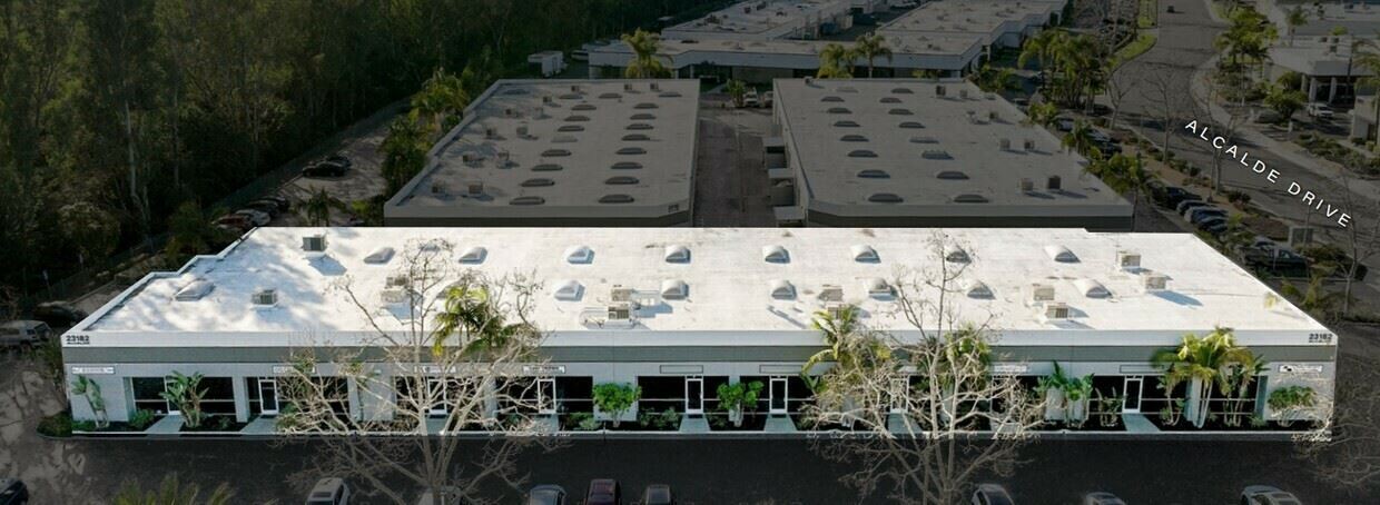 23182 Alcalde Dr - A/C