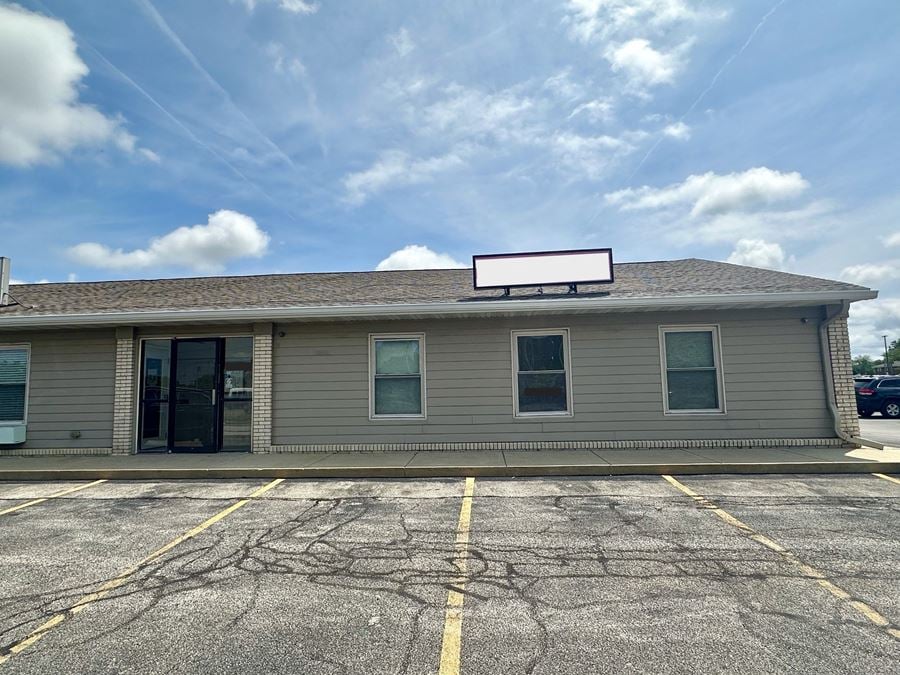 Retail/Office - 202 S Eldorado, Unit C2