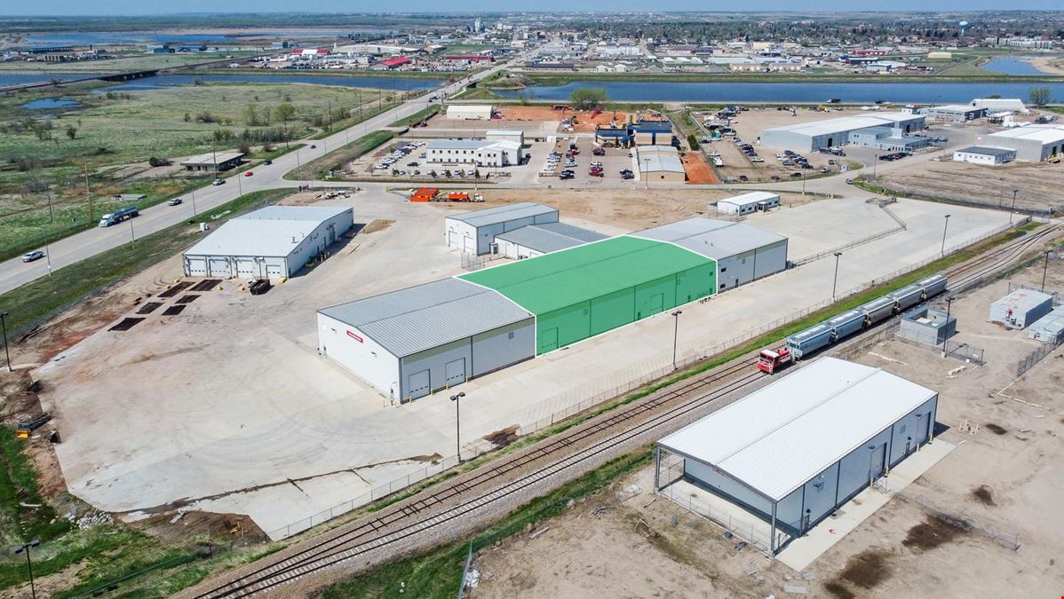 ±21,060 SF Industrial Unit