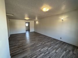 1519 W Main St