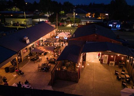 Retail space for Rent at 31441 & 31429 NW Commercial St in North Plains