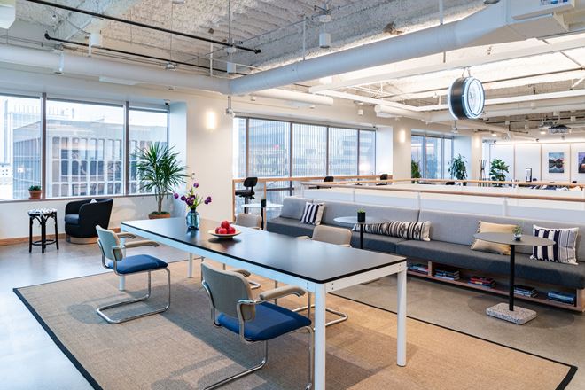 WeWork - 400 Capitol Mall