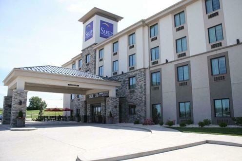 Sleep Inn & Suites Belmont Ohio