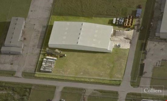 For Sale I ±30,780 SF on ±3 Acres