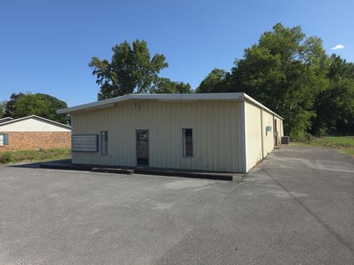 Corner Building at Ironman Rd & Danville Rd