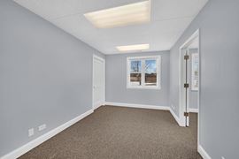 29W030 Main St, Unit 202, Warrenville, IL, 60555
