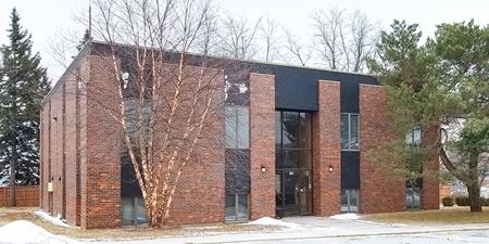 7,200 SF Office Building for Sale - West Deerfield Township
